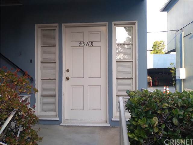 458-1/2 Kelton Avenue - Photo 1