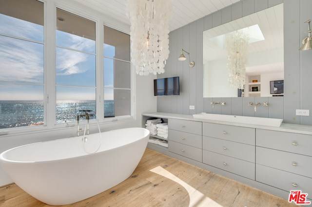 27212 Pacific Coast Highway - Photo 1