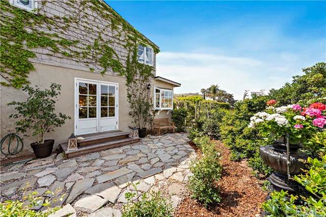 2 La Senda Place - Photo 1