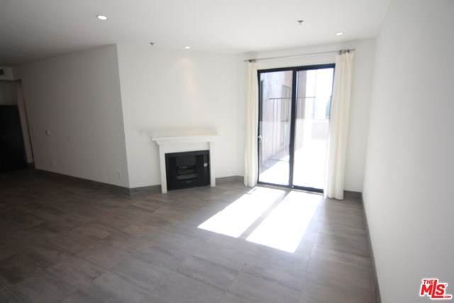 8811 Burton Way - Photo 1