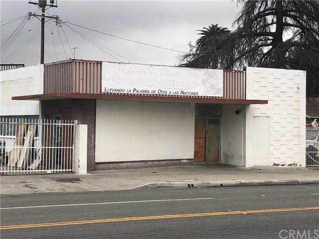 1443 E Street - Photo 1
