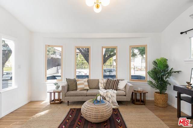 5846 Willoughby Avenue - Photo 1
