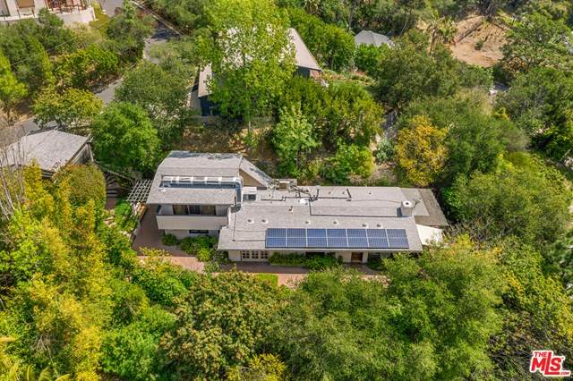 737 Halliday Avenue - Photo 1