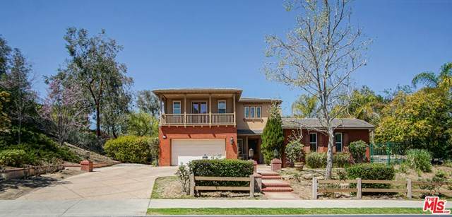 585 Vineyard Drive - Photo 1