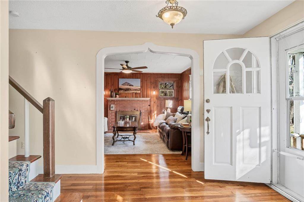 5028 Agnes Avenue - Photo 1