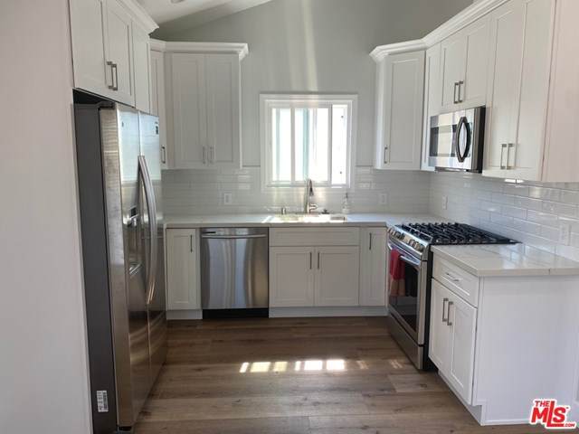 2009 Pearl Street - Photo 1