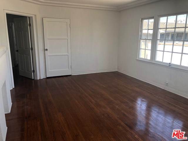 6119 11 Ave - Photo 1