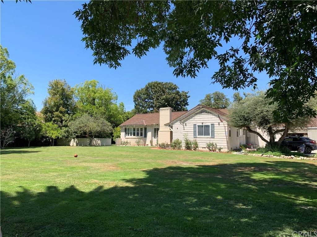 105 Longden Avenue - Photo 1