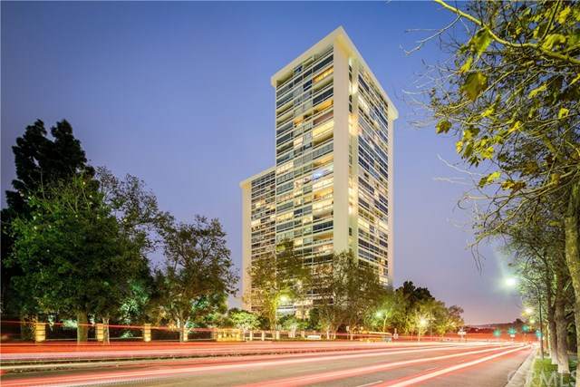 2220 Avenue Of The Stars - Photo 1