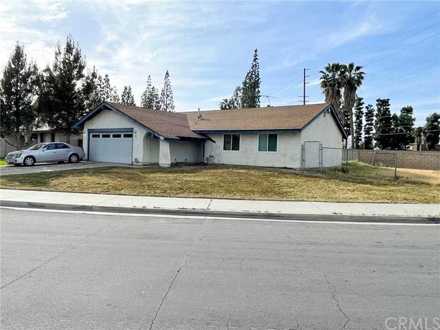 4494 Jones Avenue - Photo 1