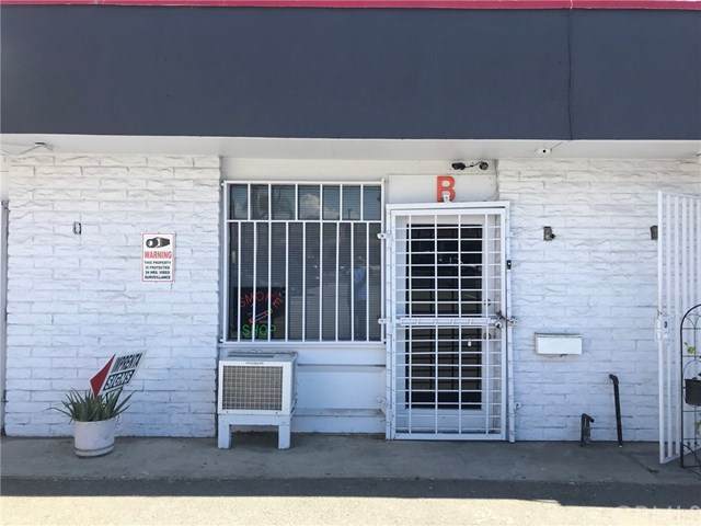 1068 1st - Photo 1