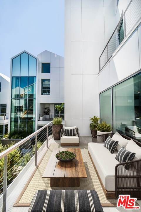 8600 Wilshire Boulevard - Photo 1