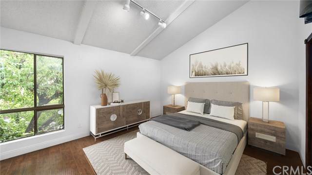 853 Larrabee Street - Photo 1
