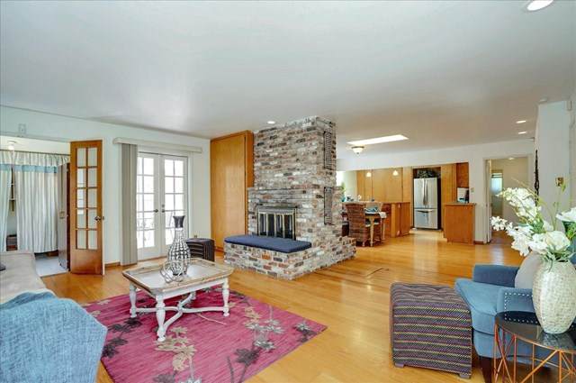 23 Greenwood Court - Photo 1