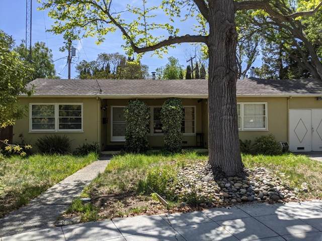 776 Rosewood Drive - Photo 1