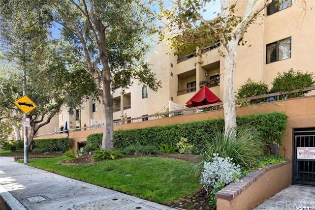 460 Oak Street - Photo 1
