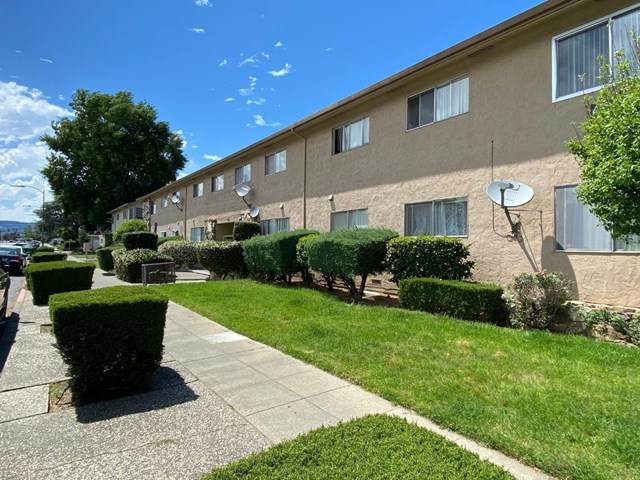 4047 Hamilton Avenue - Photo 1