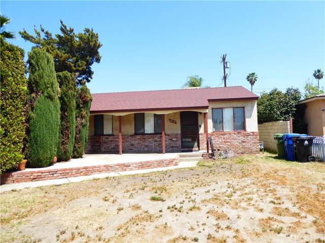 8814 Moonbeam Avenue - Photo 1