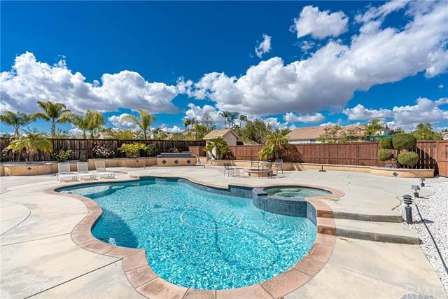 19216 Mountain Shadow Lane - Photo 1