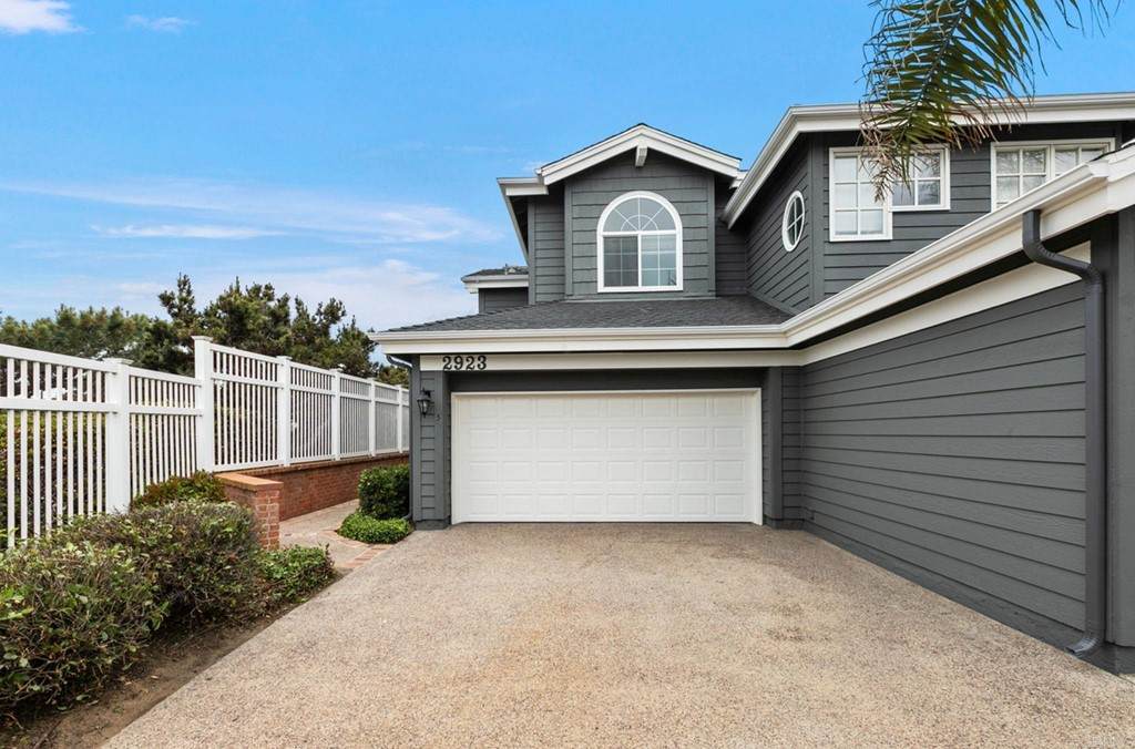 2923 Sandy Pointe - Photo 1