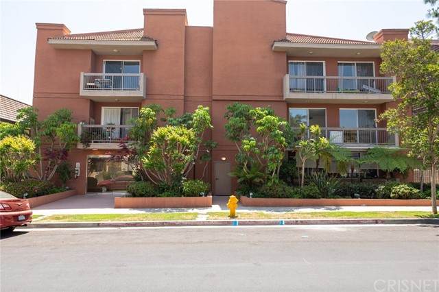 10326 Almayo Avenue - Photo 1