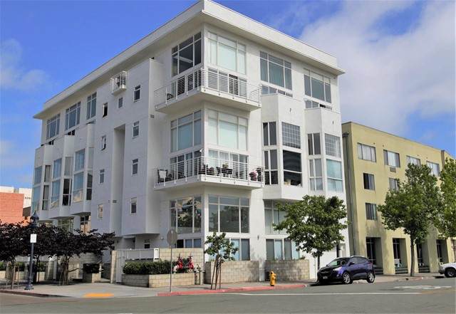 221 Island Ave - Photo 1