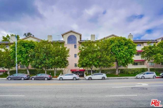 14050 Magnolia Boulevard - Photo 1