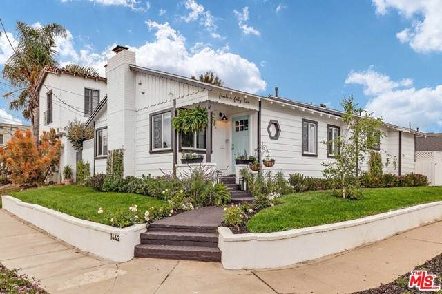 1442 Ellsmere Avenue - Photo 1