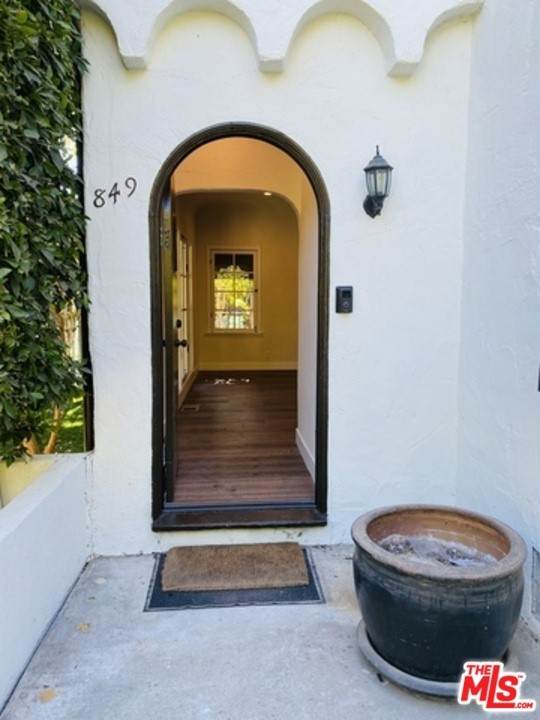 849 Alfred West Hollywood - Photo 1