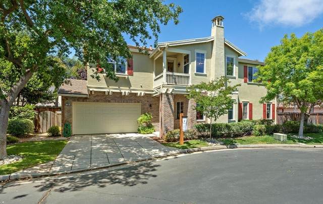 7581 Edinburgh Way - Photo 1