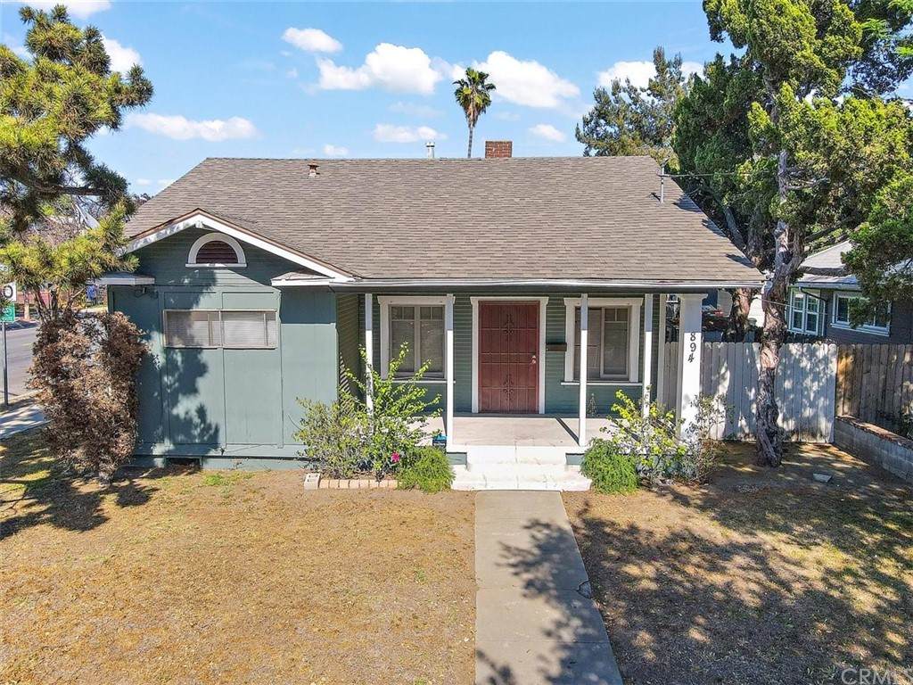 894 Towne Avenue - Photo 1