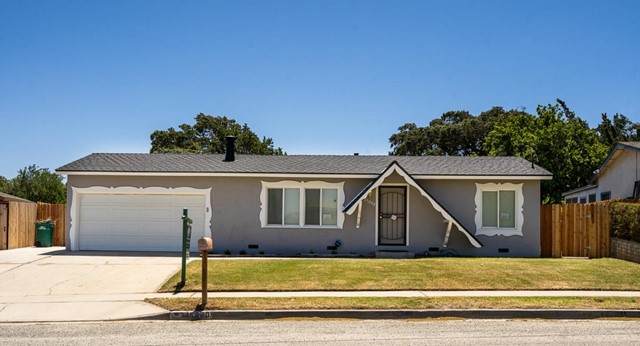 45040 Royal Drive - Photo 1