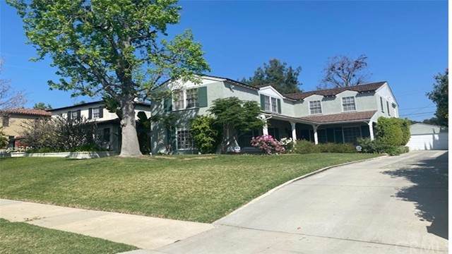 2455 Cumberland - Photo 1