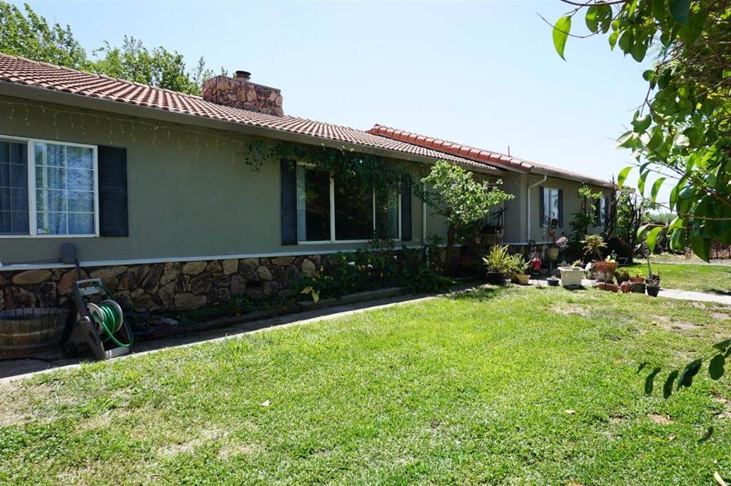 1207 Mccloskey Road - Photo 1