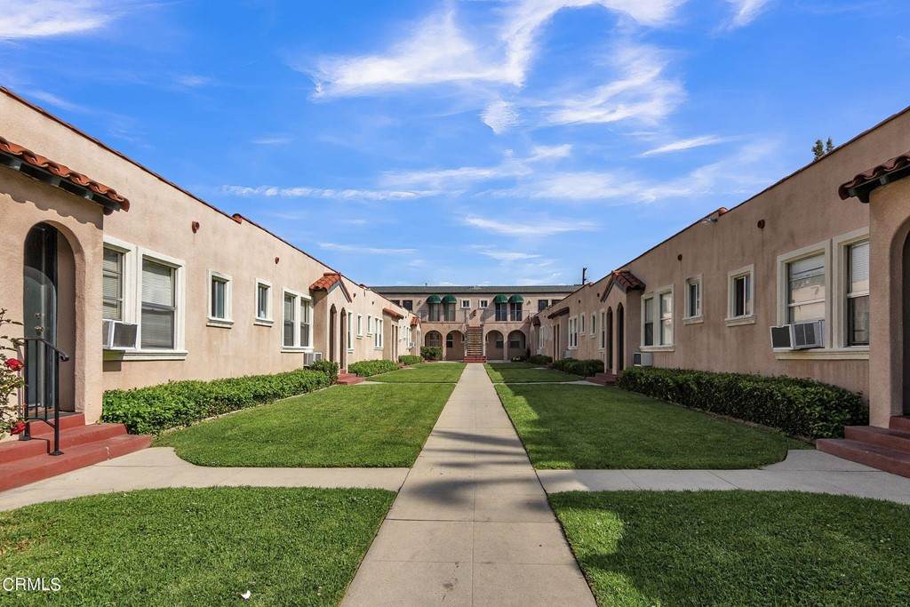 1217 Harvard Street - Photo 1