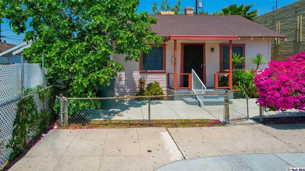 475 Burchett Street - Photo 1