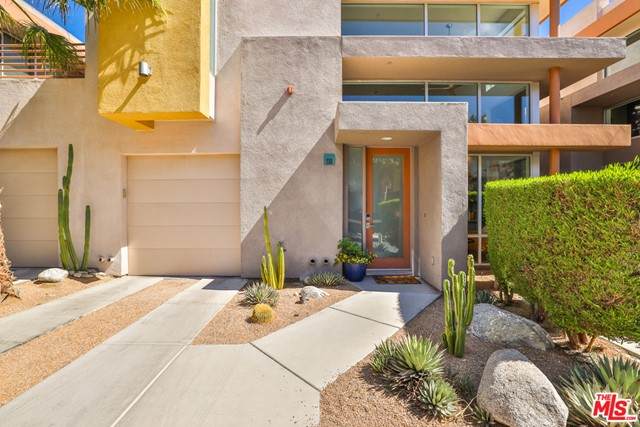238 Sandy Point Trail - Photo 1