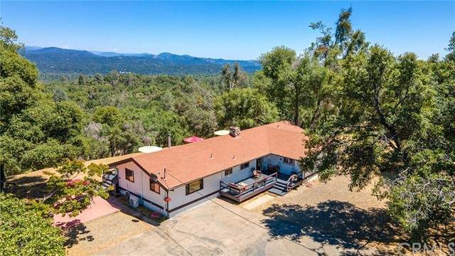 5470 Allred Road - Photo 1