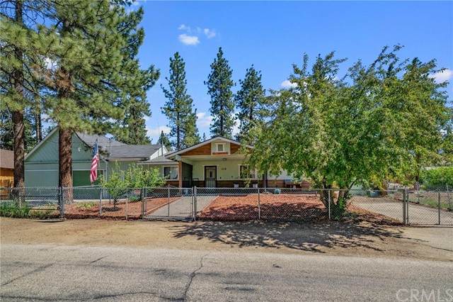 228 Country Club Boulevard - Photo 1