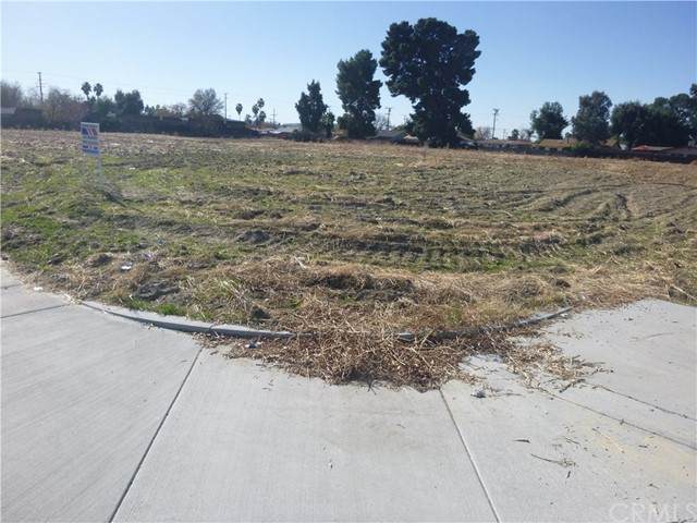 401 Santa Fe - Photo 1