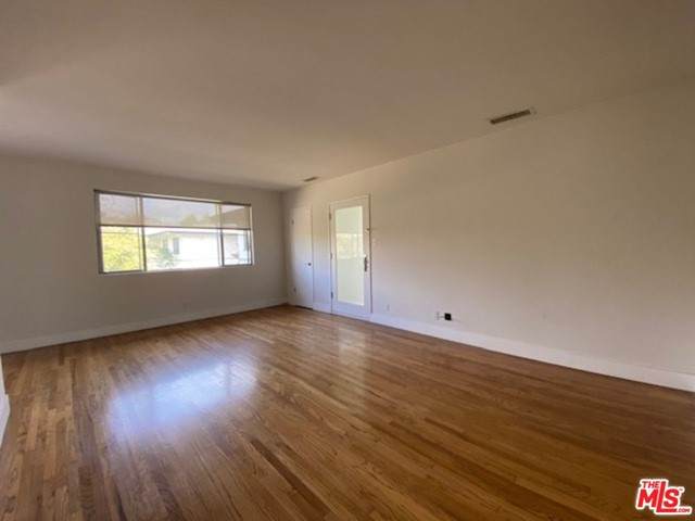 3130 Barrington Avenue - Photo 1