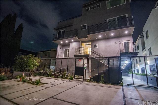 1187 Crenshaw Boulevard - Photo 1