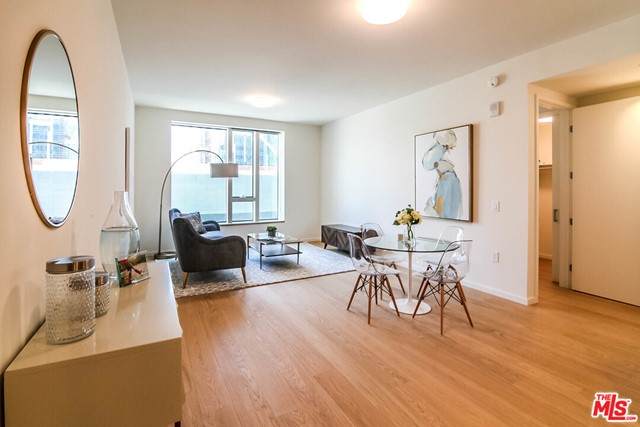 889 Francisco Street - Photo 1