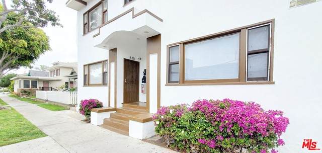 433 4TH Street - Photo 1