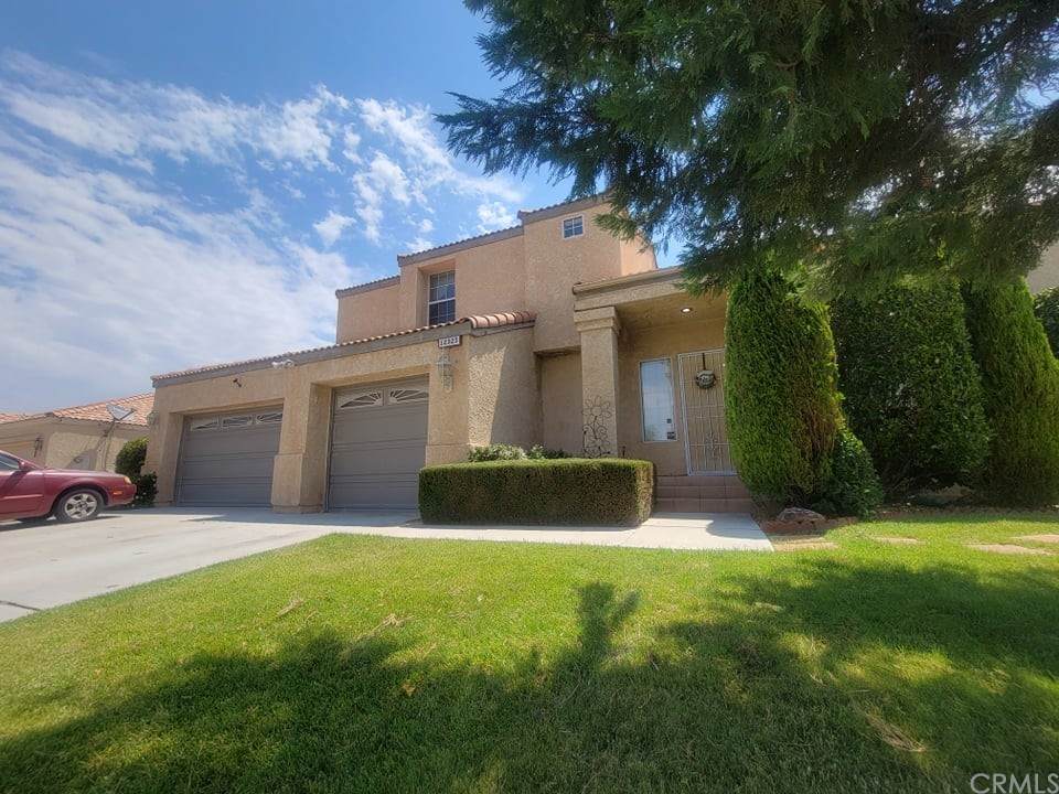 12323 5th Avenue - Photo 1