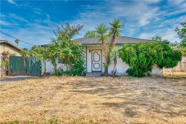 1449 Magnolia Avenue - Photo 1