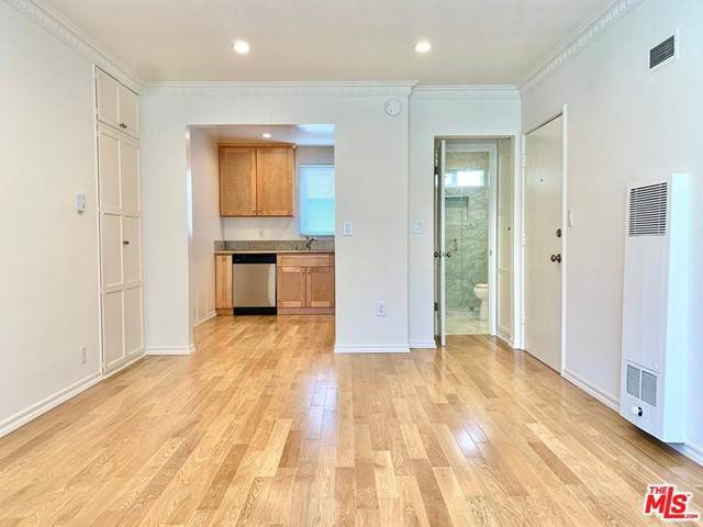 1233 Harper Avenue - Photo 1