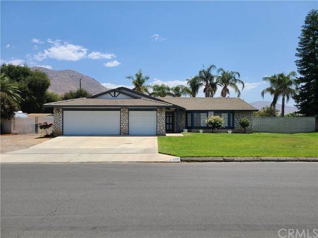 330 Whipporwill Drive - Photo 1