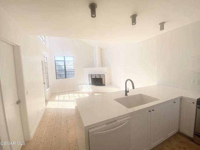 29235 Heathercliff Road - Photo 1