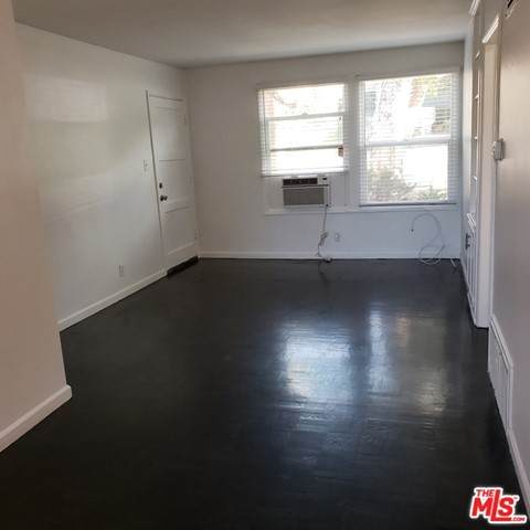 7450 Hollywood - Photo 1